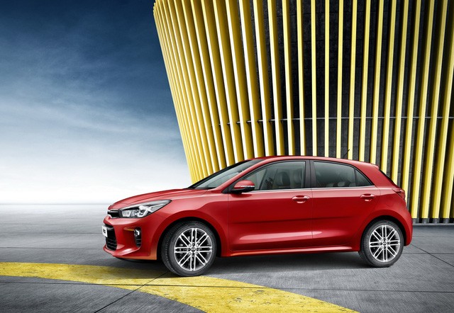 Kia Rio 2017 co gi dac biet so voi 